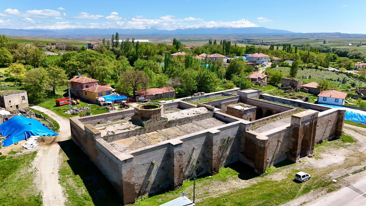 Ağzıkarahan Kervansarayı